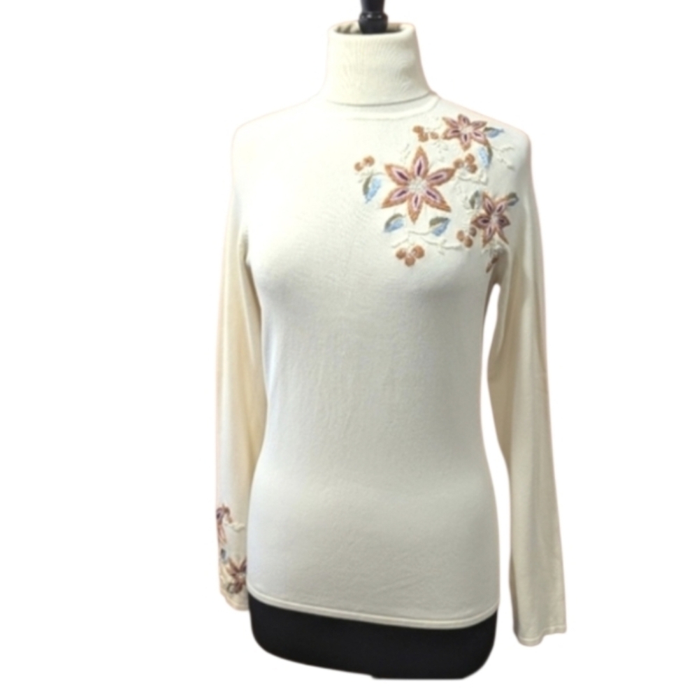 Vintage Escio Large Cream Embroidered Turtleneck Sweater Slim Bohemian Luxury